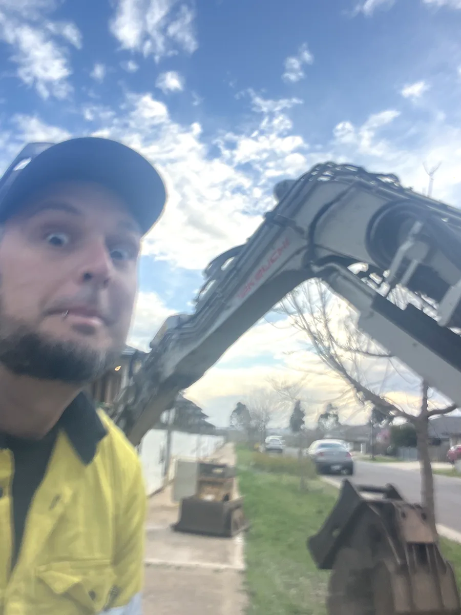 Paul from Rock'N Earthworks with his Takeuchi excavator